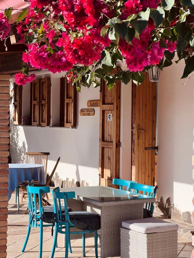 Sa Ruscitta Bed and Breakfast SantʼAntìoco Buitenkant foto