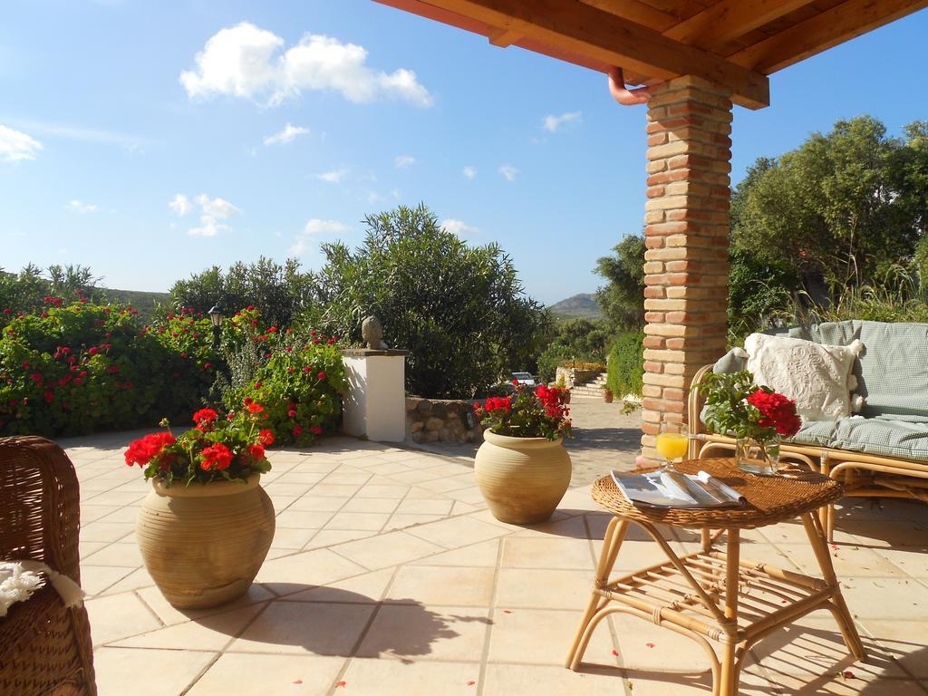 Sa Ruscitta Bed and Breakfast SantʼAntìoco Buitenkant foto